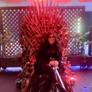 Meet your Posher, Stephanie